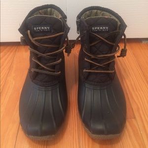 Sperry Saltwater Quilted Duck Boots 6